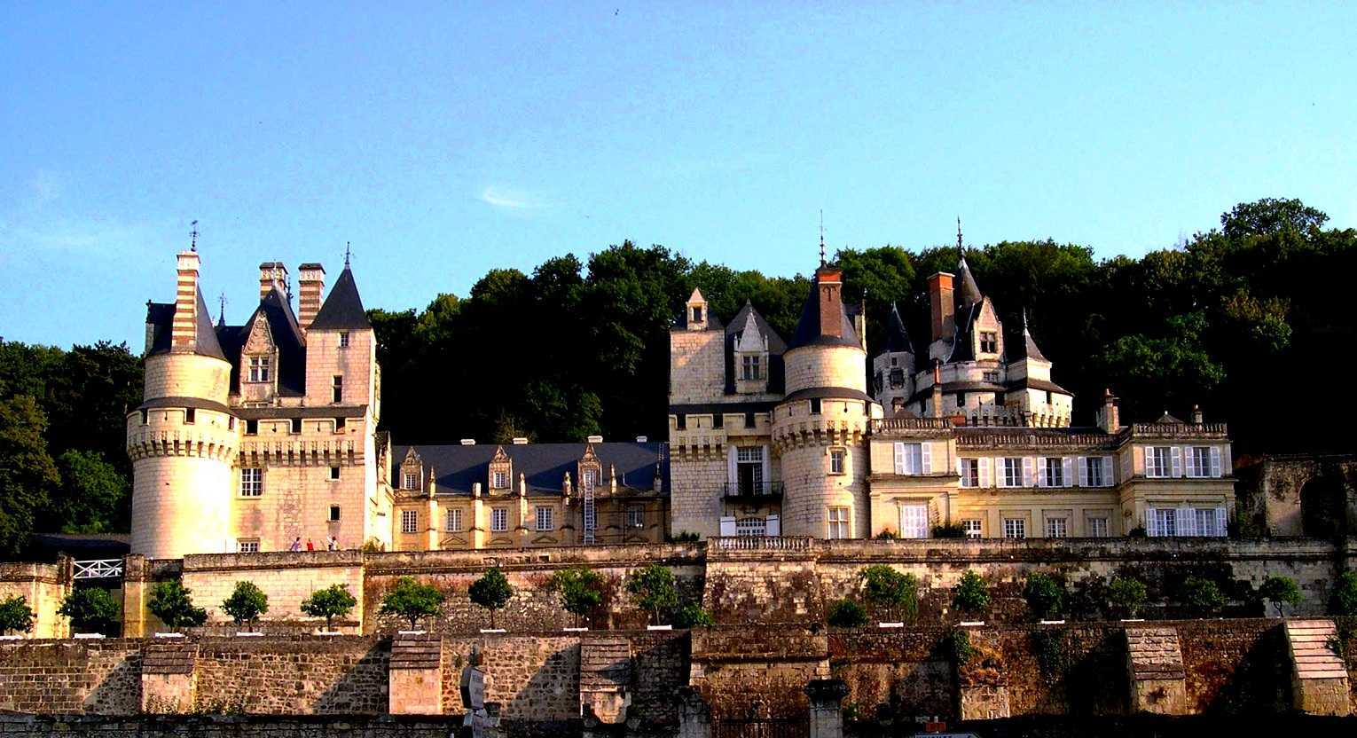 Замки луары во франции – шенонсо, шамбор и другие менее известные